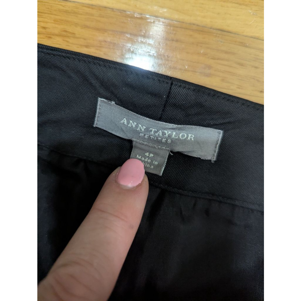 Ann Taylor Black Wide Leg Petite Pants Size 4P - Picture 3 of 11